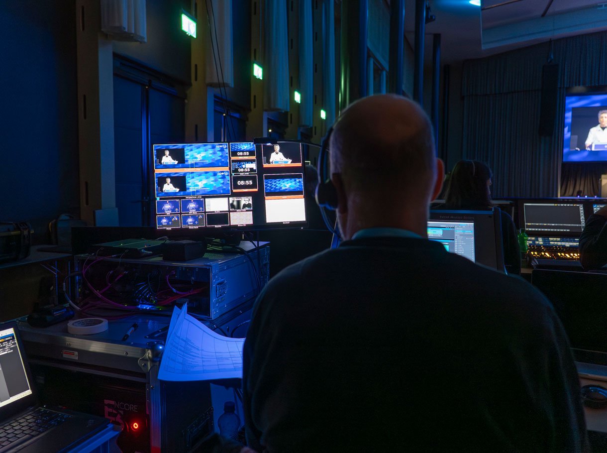 Réalisation Purple Stage, Kilchenmann AG Réalisation Purple Stage, Kilchenmann AG